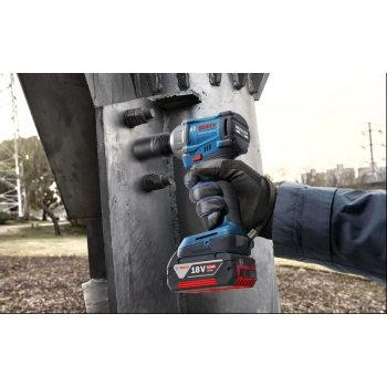 Bosch Profesyonel Gds 18V-350 4 Ah Çift Akülü Darbeli Somun Sıkma Makinesi 06019M5021