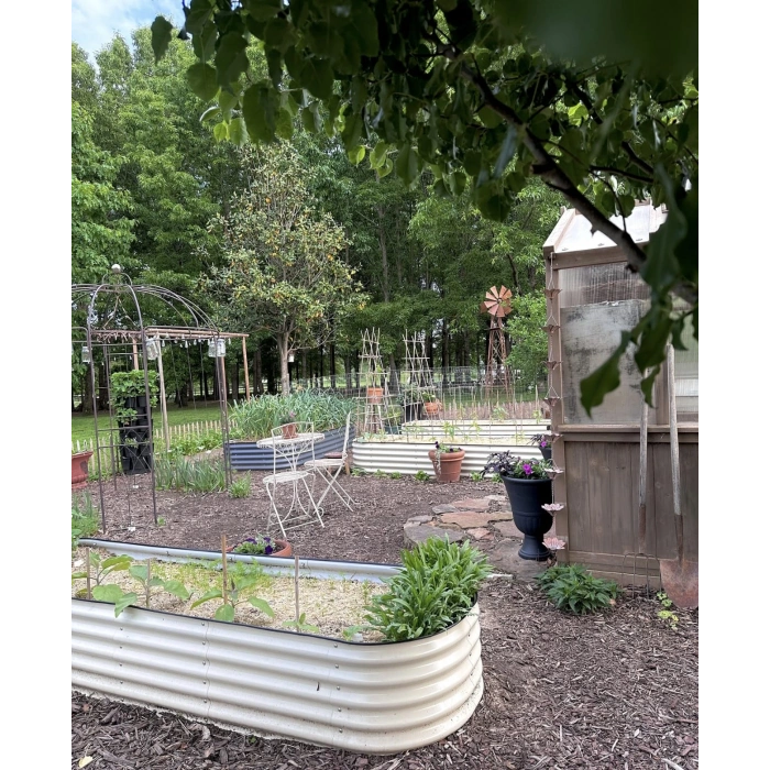 Dayanıklı Metal Yükseltilmiş Bahçe Yatağı – Sebze ve Çiçek Yetiştirmek İçin Modern, Uzun Ömürlü Bahçe Kutusu