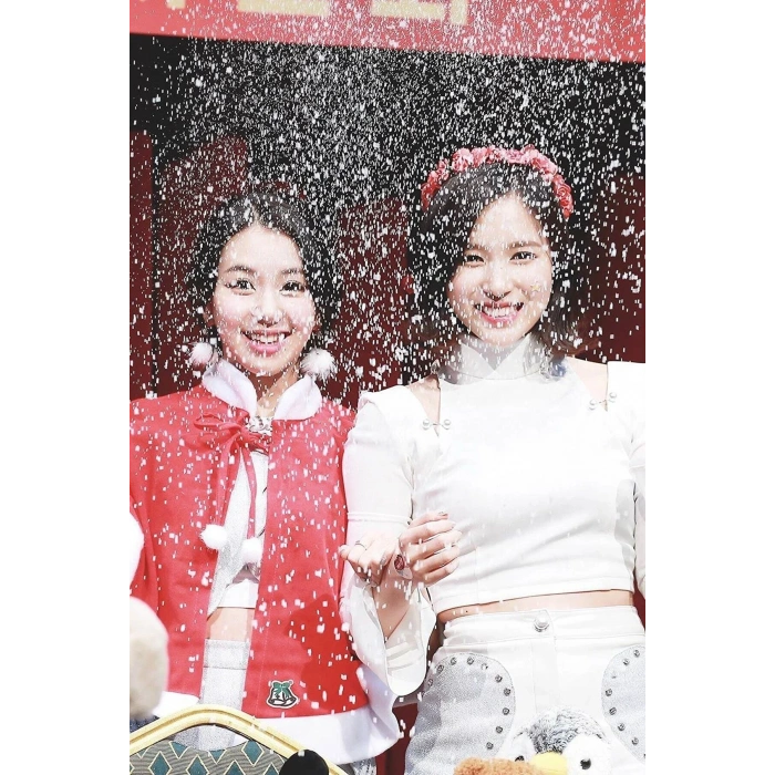 5 Adet Max Kar Köpüğü Spreyi, Eriyen Kar Taneleri, Parti Köpük Karı Yapar Kar Yağdıran Sprey 5x300 ml