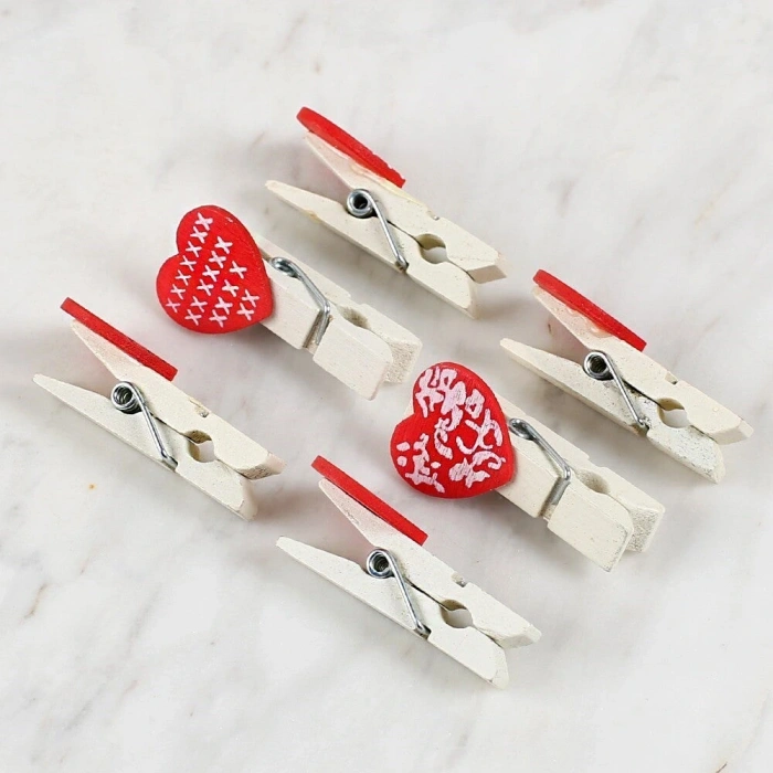 Loren Dekoratif Kırmızı Kalp Desenli Mandal 6lı