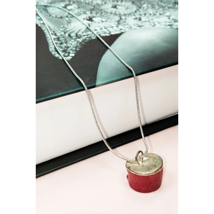 Mercan Doğal Taşı Zincirli El Yapımı Kolye Uç: 1,5 cm Zincir: 20 cm Kutulu