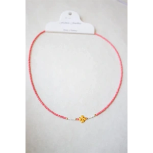 Kum Boncuklu Yonca Kolye - Nar Çiçeği