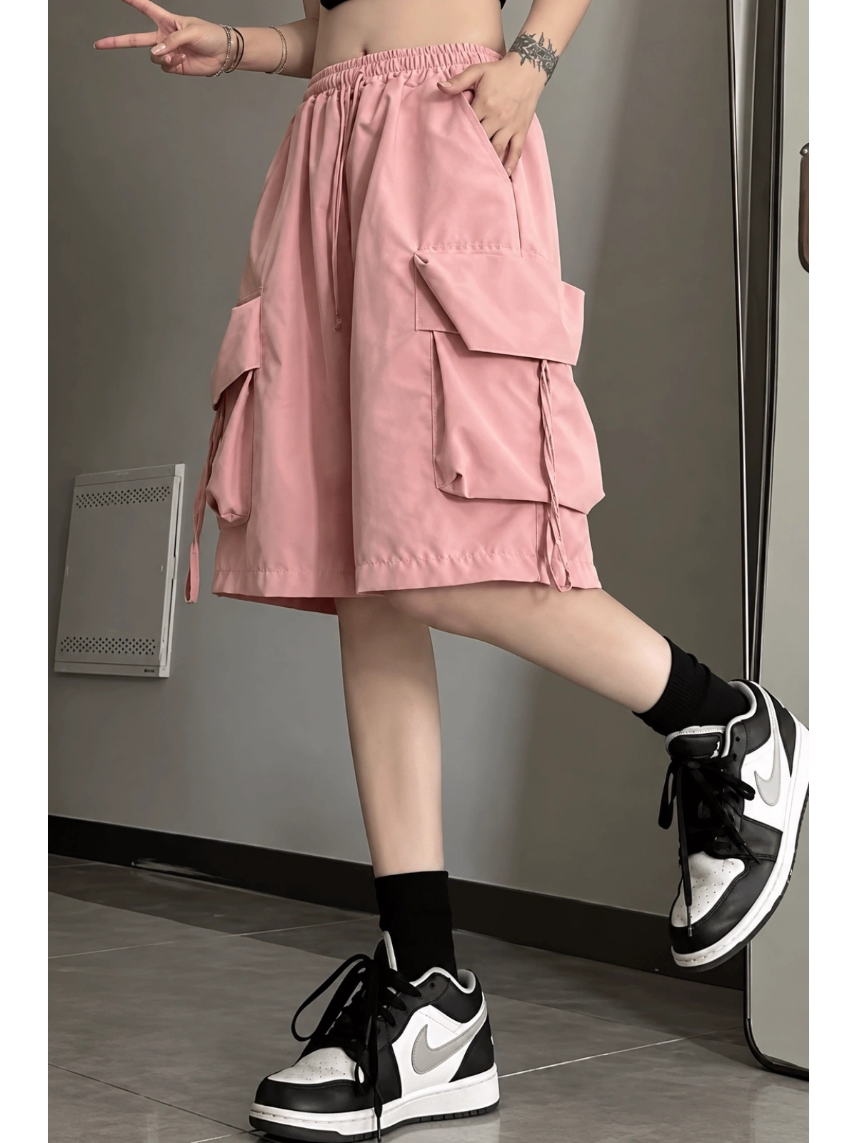 Cepli Gabardin Kargo Şort - Pembe