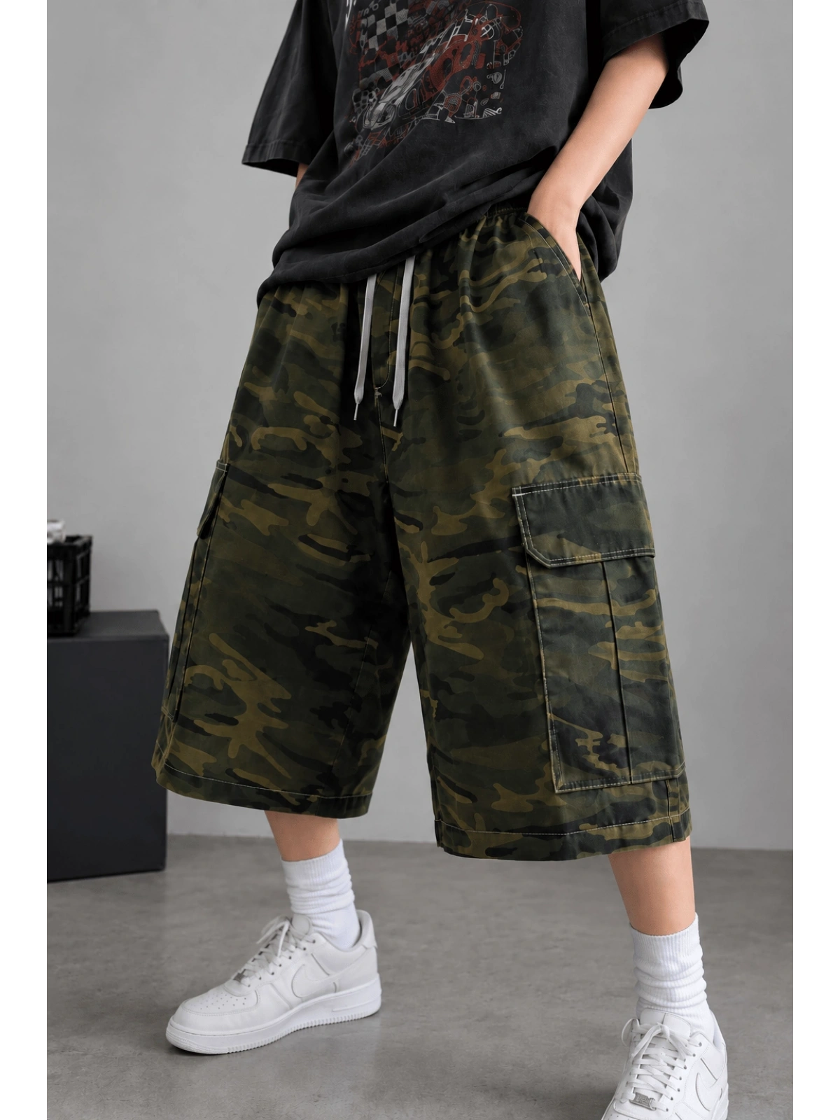Kamuflaj Kargo Cepli Oversize Bermuda Şort - Haki