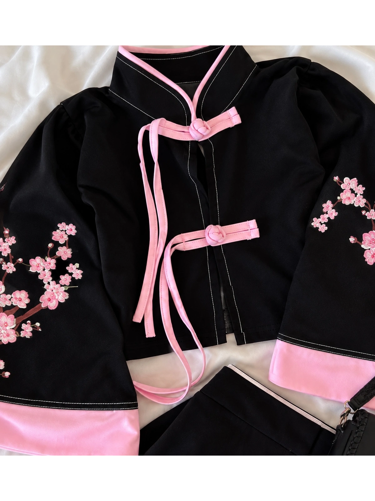 Sakura Noir Set Takım
