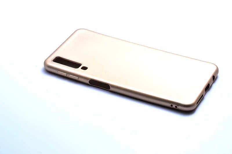 Galaxy A7 2018 Kılıf Zore Premier Silikon Kapak