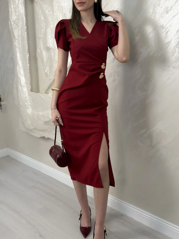 KRUVAZE YAKA ÇİFT TOKALI ELBİSE- BORDO