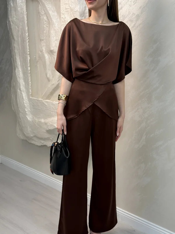 BELDEN BAĞLAMALI SATEN TAKIM- KAHVERENGİ