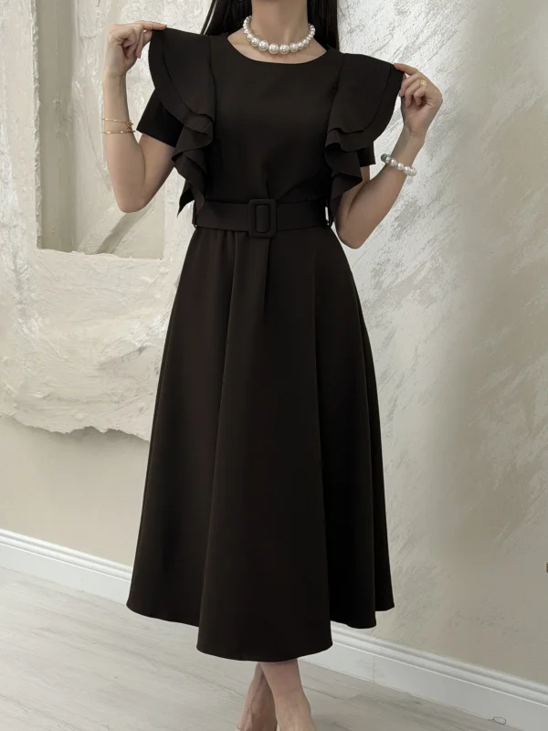 OMUZ KATLI KEMERLİ ELBİSE- KAHVE