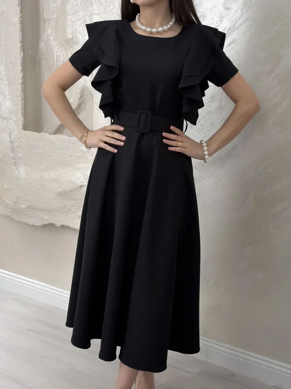 OMUZ KATLI KEMERLİ ELBİSE- SİYAH