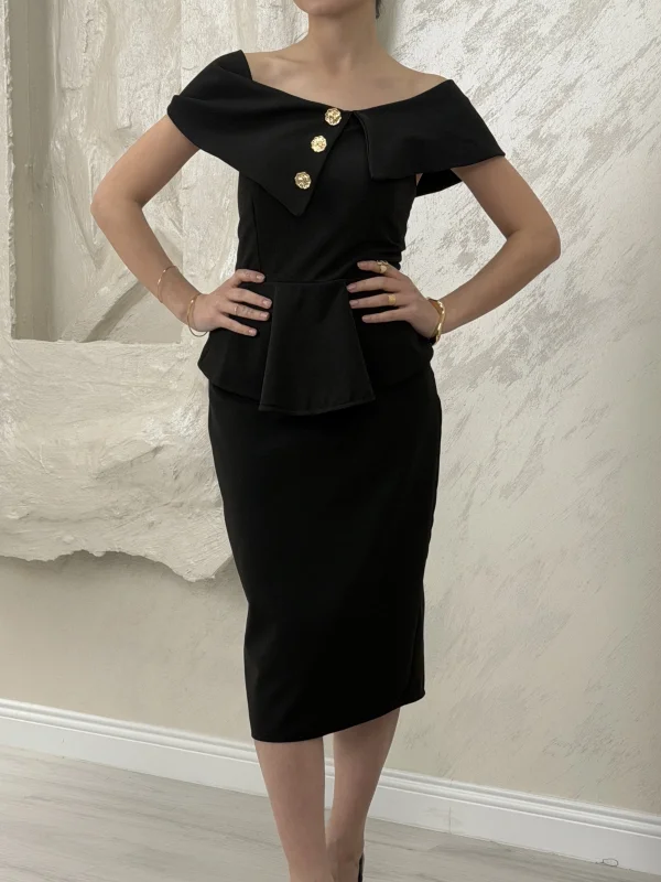 MADONNA YAKA ETEKLİ ELBİSE