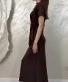 BELİ BAĞLAMALI MODAL KUMAŞ ELBİSE- KAHVERENGİ