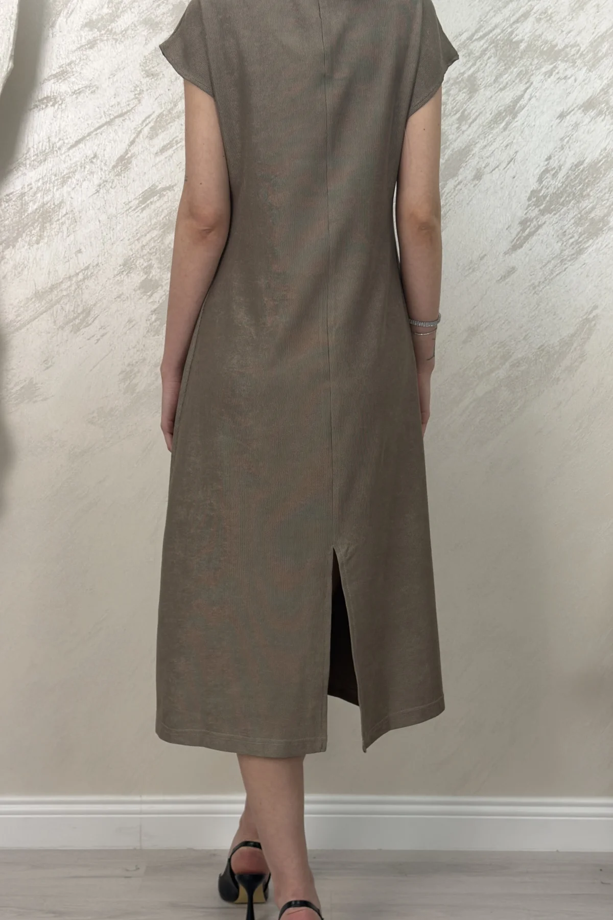 PİLE DETAYLI MUADİL MİDİ ELBİSE- KREM