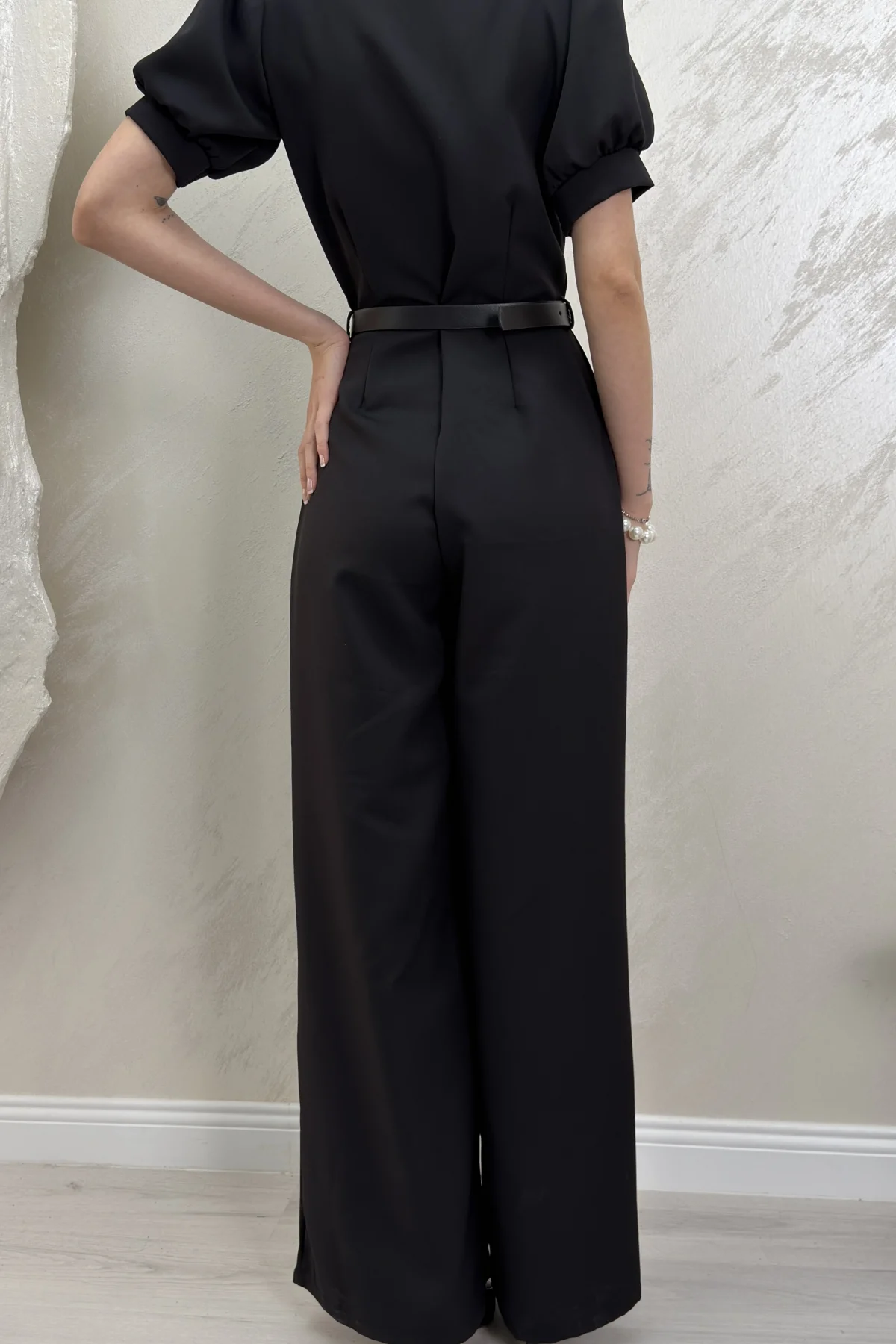 ÖNÜ DÜĞME DETAYLI BALON KOL TULUM- SİYAH