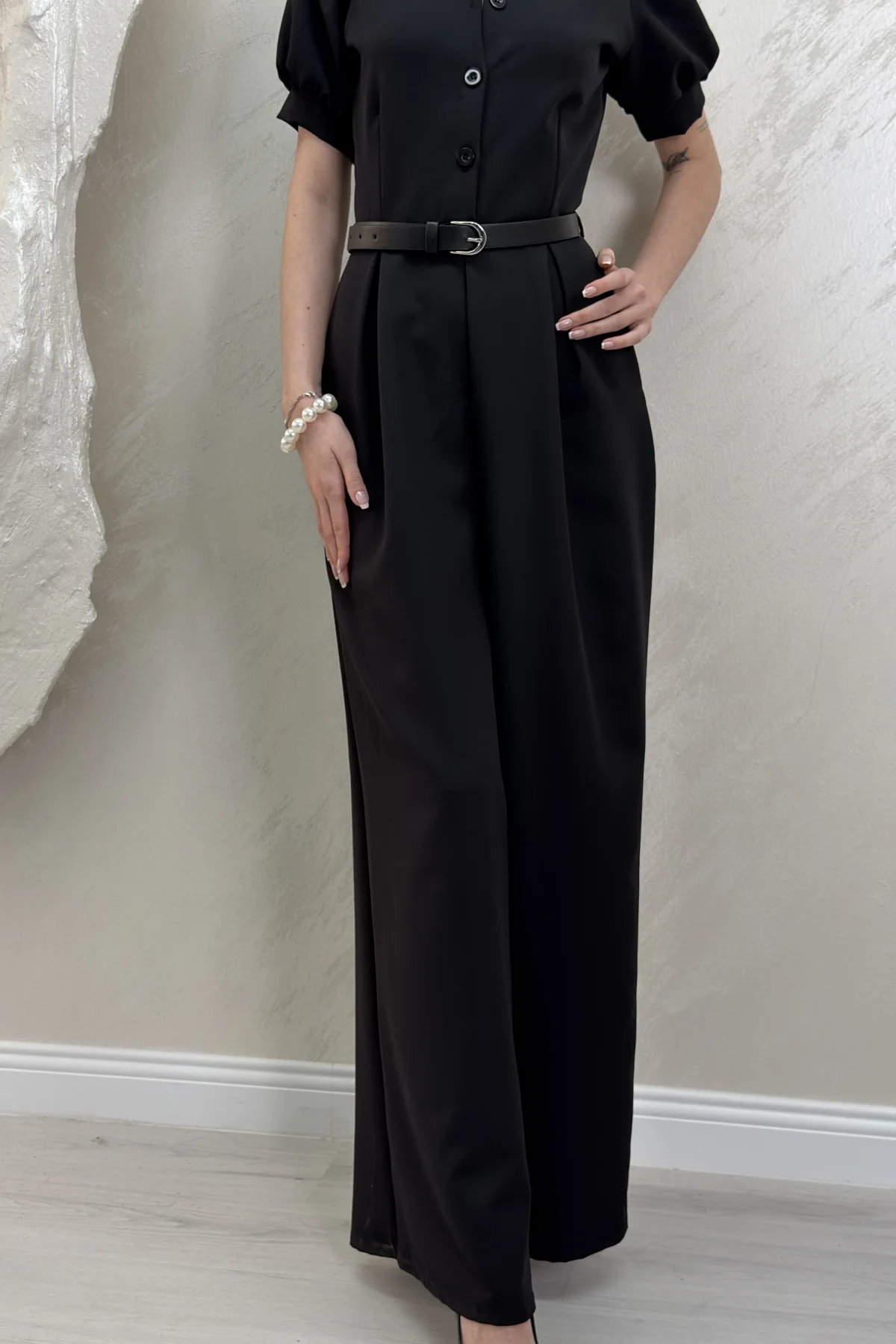 ÖNÜ DÜĞME DETAYLI BALON KOL TULUM- SİYAH