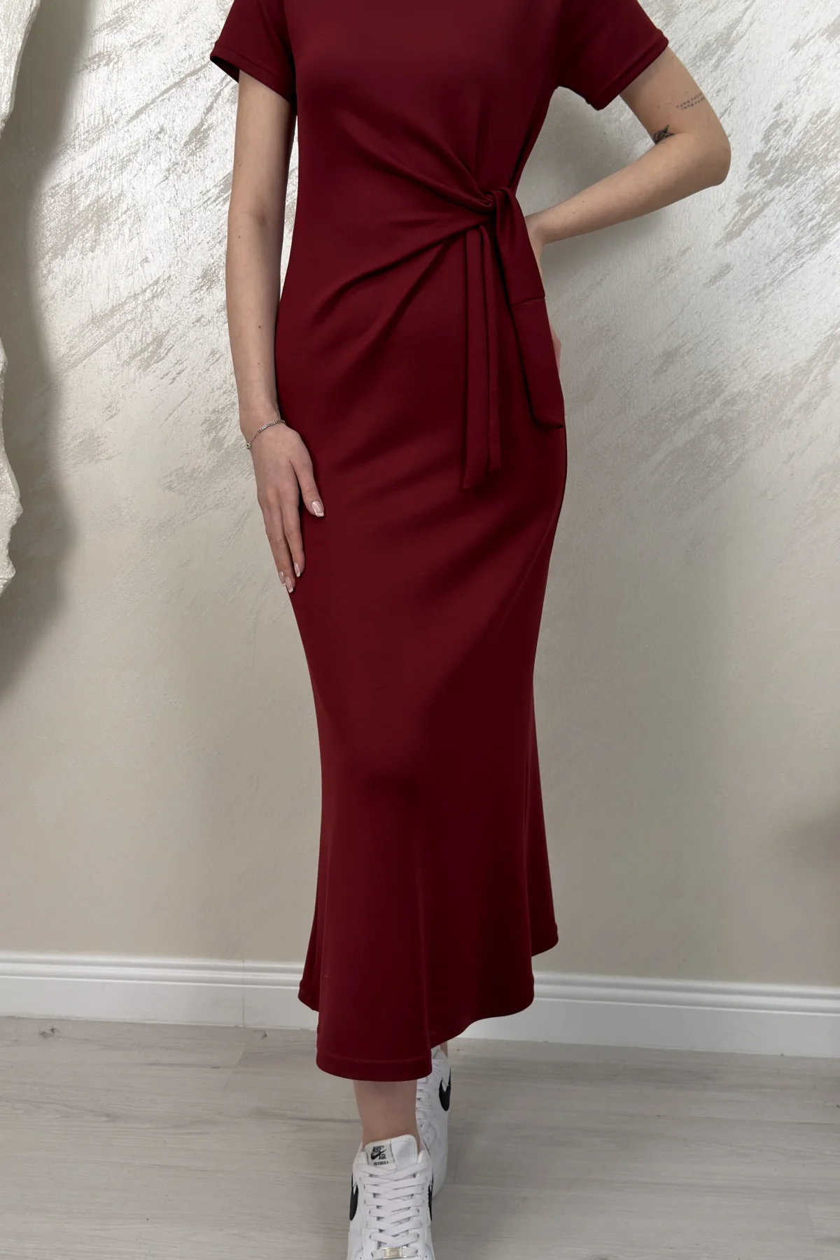 BELİ BAĞLAMALI MODAL KUMAŞ ELBİSE- BORDO