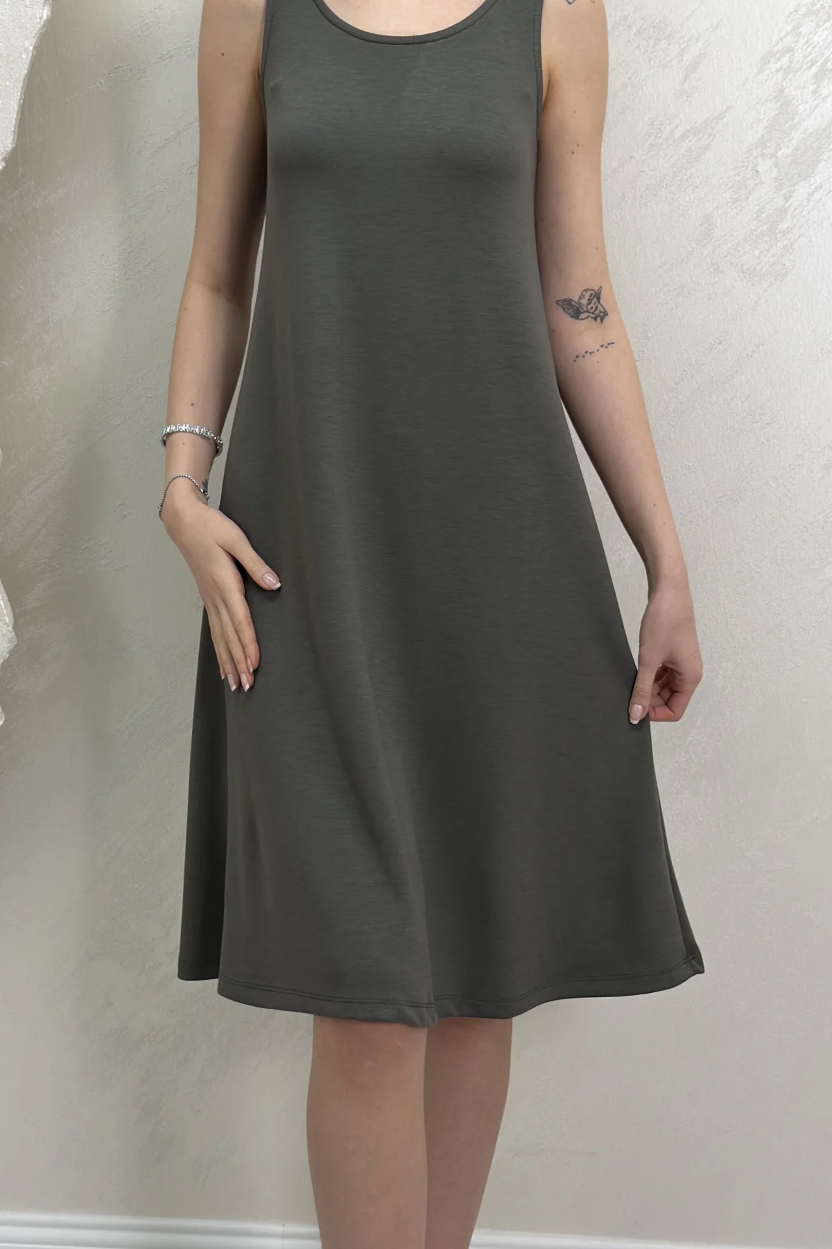 SIFIR KOL MODAL KUMAŞ ELBİSE- YAĞ YEŞİL