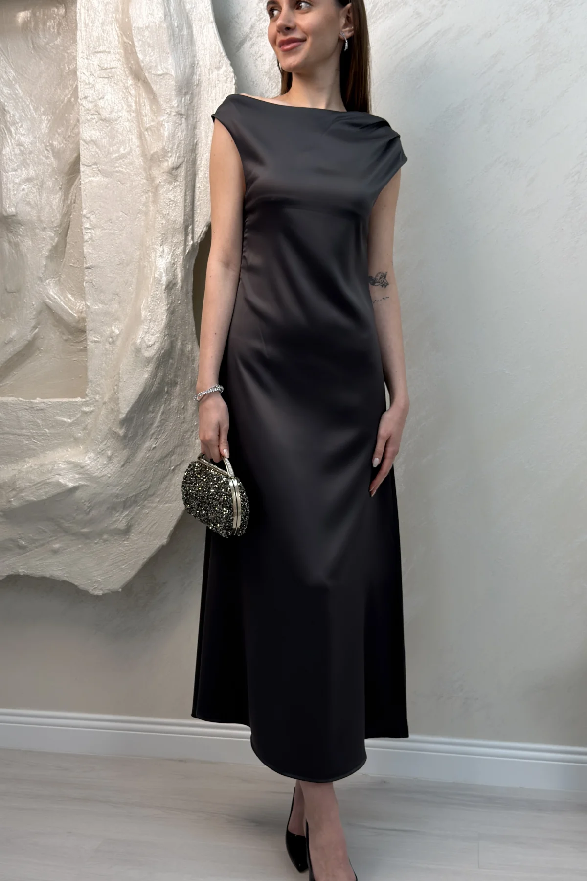 SATEN MAXİ ELBİSE- SİYAH
