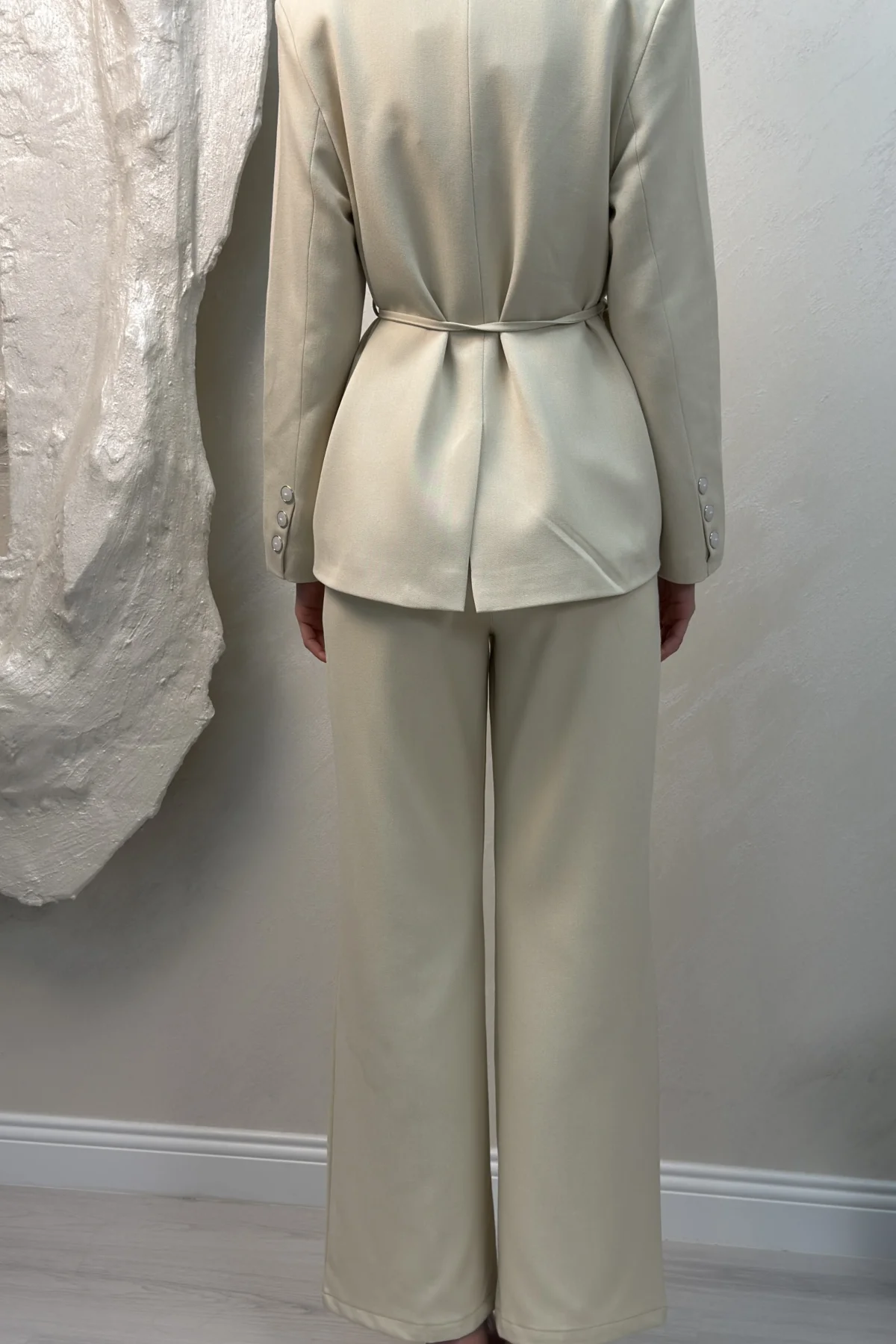 BELDEN BAĞLAMALI DÜĞMELİ BLAZER CEKET TAKIM