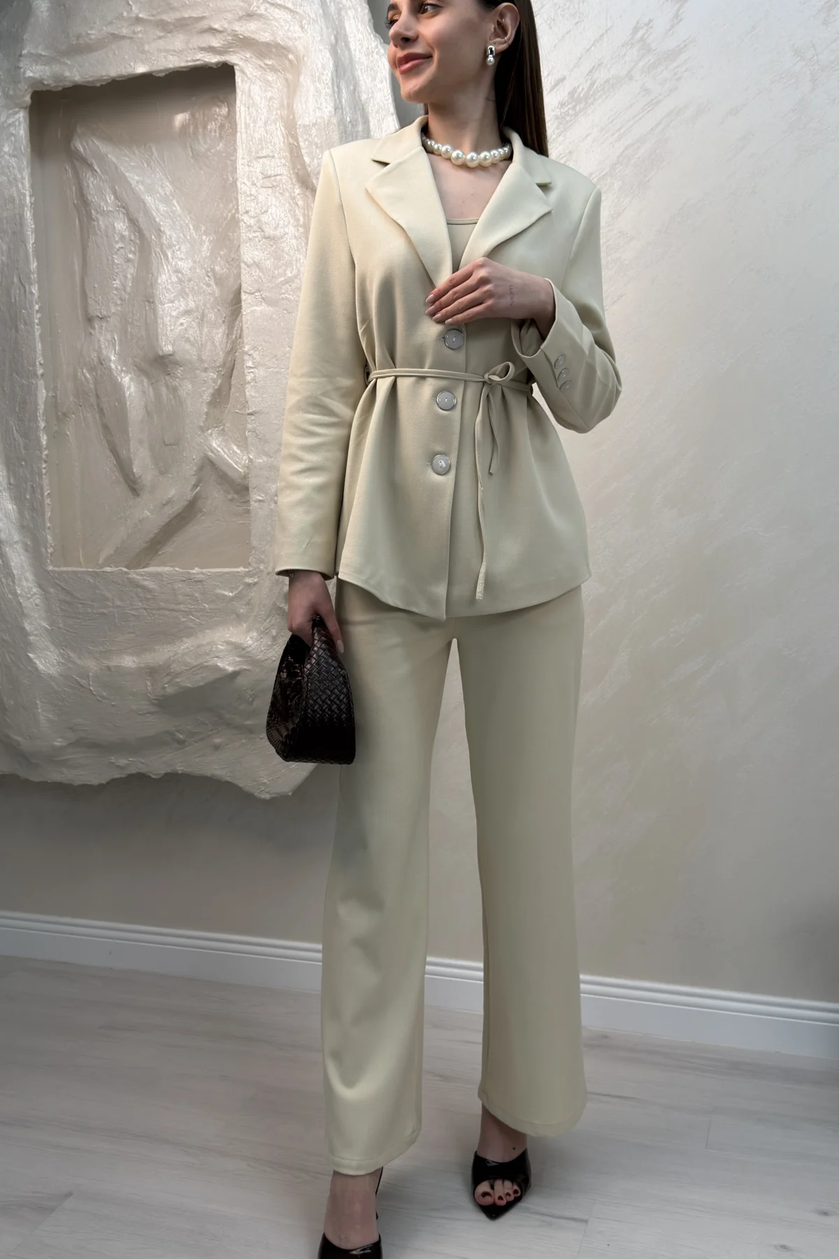 BELDEN BAĞLAMALI DÜĞMELİ BLAZER CEKET TAKIM