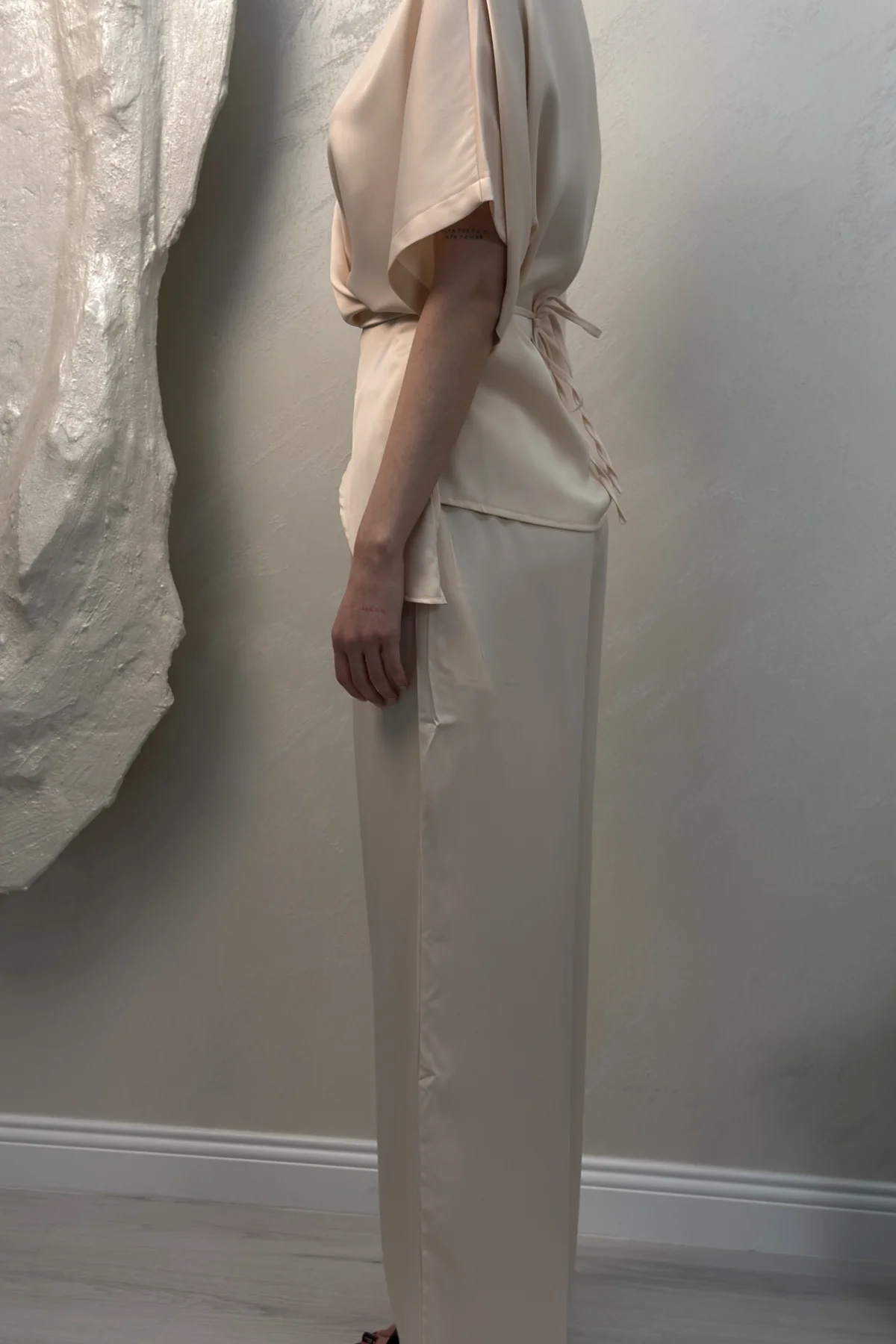 BELDEN BAĞLAMALI SATEN TAKIM- BEJ