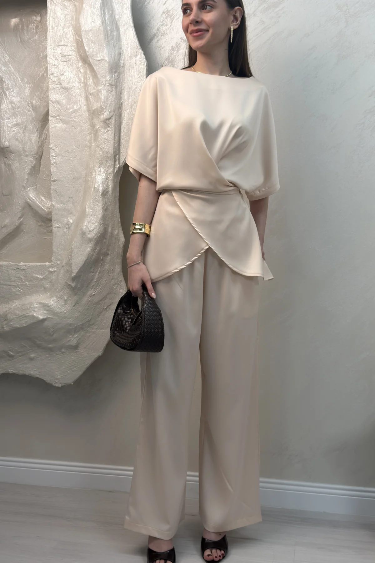 BELDEN BAĞLAMALI SATEN TAKIM- BEJ