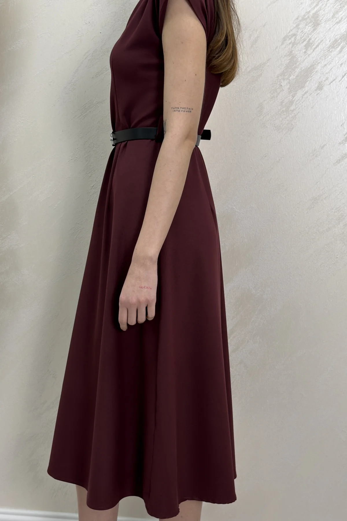 VATKALI KEMERLİ ELBİSE- BORDO