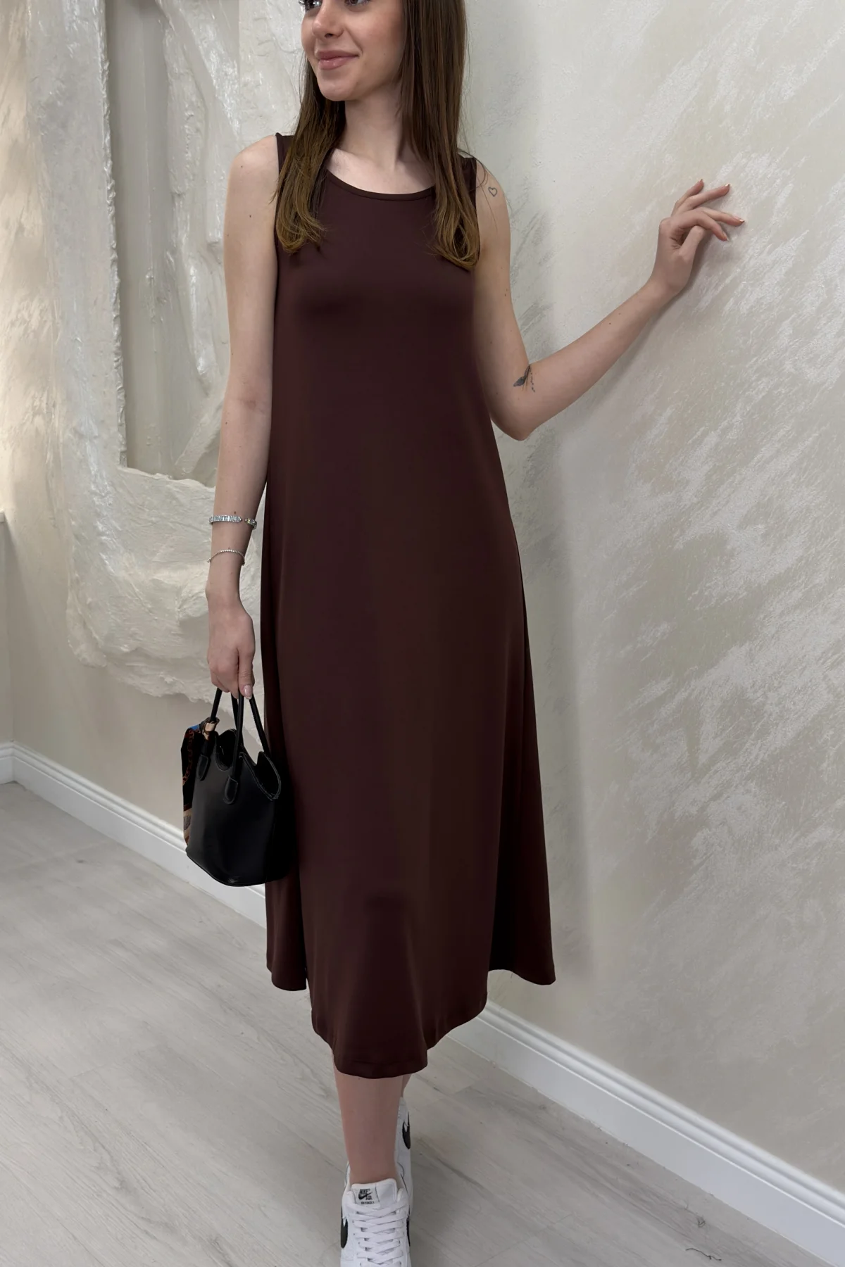 UZUN ASKILI MODAL KUMAŞ ELBİSE- KAHVERENGİ
