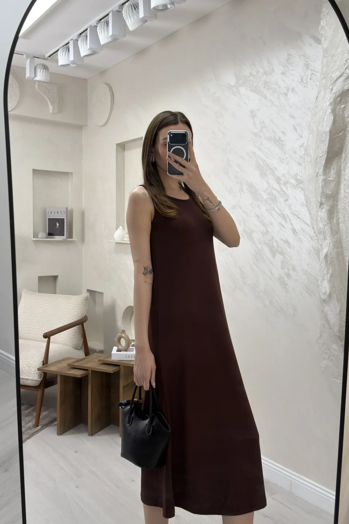 UZUN ASKILI MODAL KUMAŞ ELBİSE- KAHVERENGİ