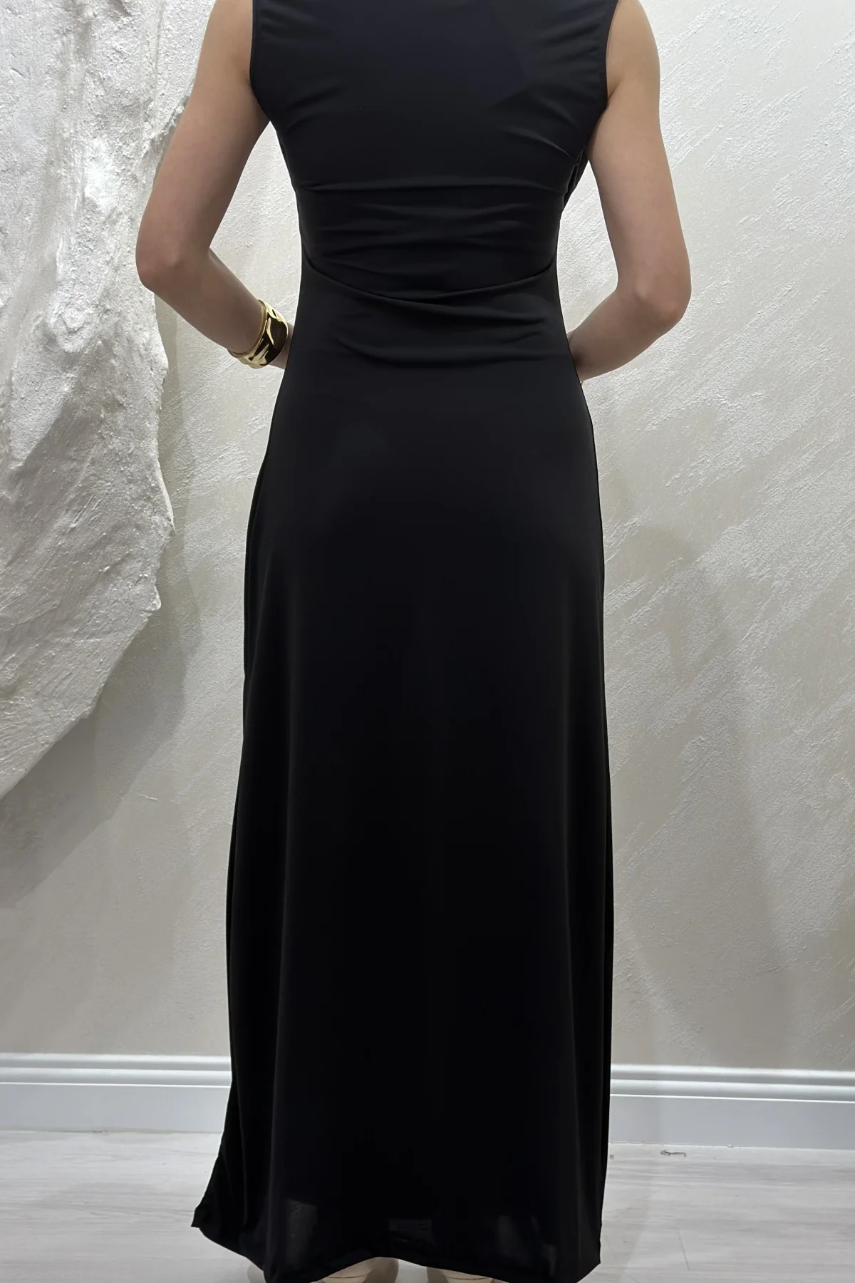 DEGAJE YAKA SANDY ELBİSE- SİYAH