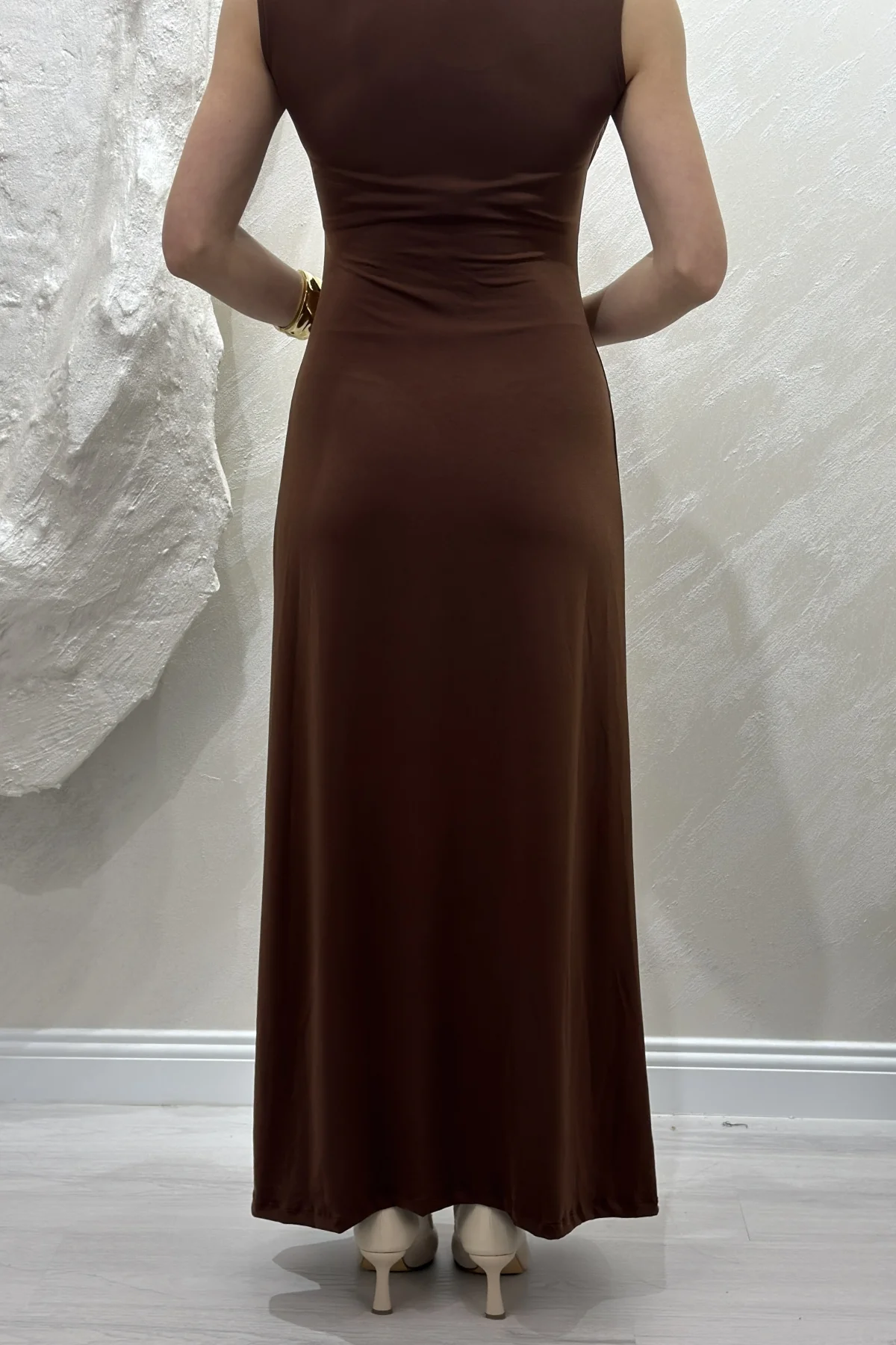 DEGAJE YAKA SANDY ELBİSE- KAHVE