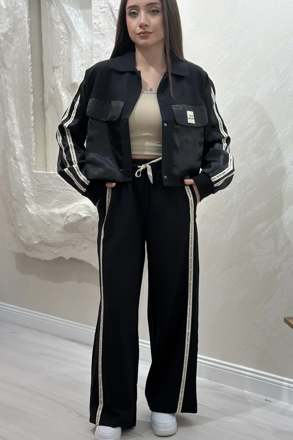 PARAŞÜT KUMAŞ ŞERİT DETAYLI TAKIM- SİYAH