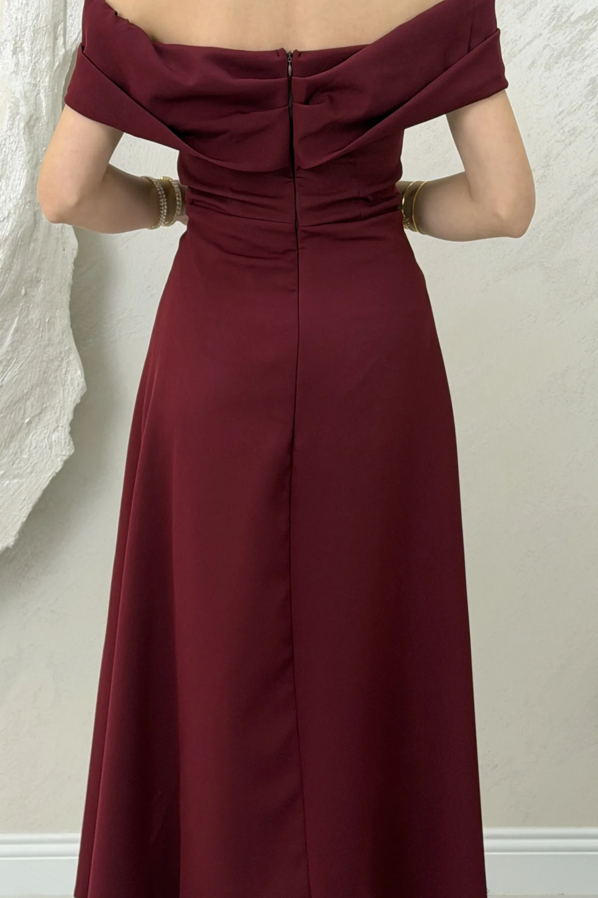 MADONNA YAKA TOKALI ELBİSE