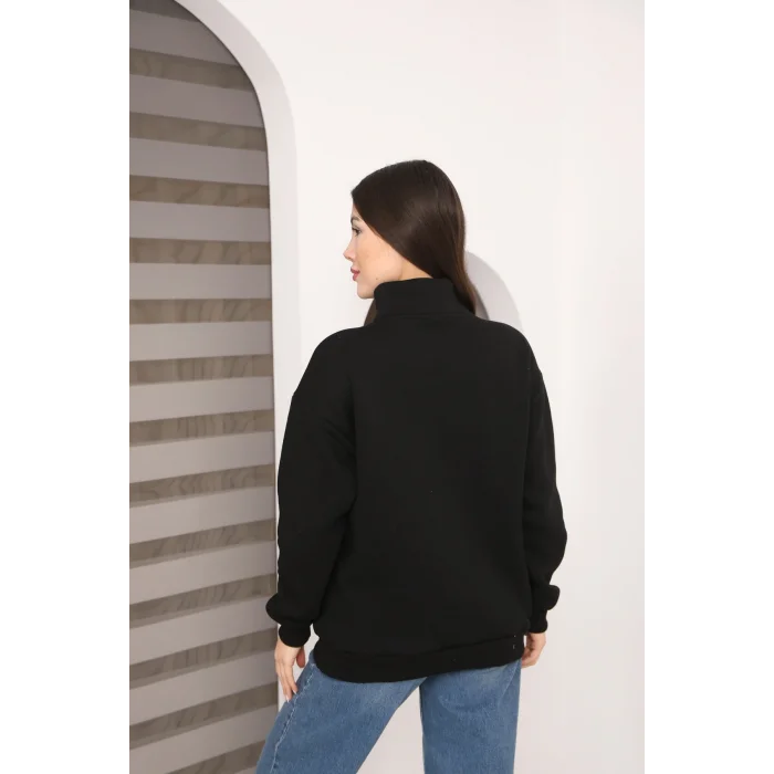 Dik Yakalı Yarım Fermuarlı Üç İplik Şardonlu Sweatshirt
