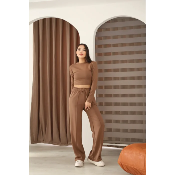 Kadın Üst Crop Altı Çımalı Detaylı Eşofman Takımı