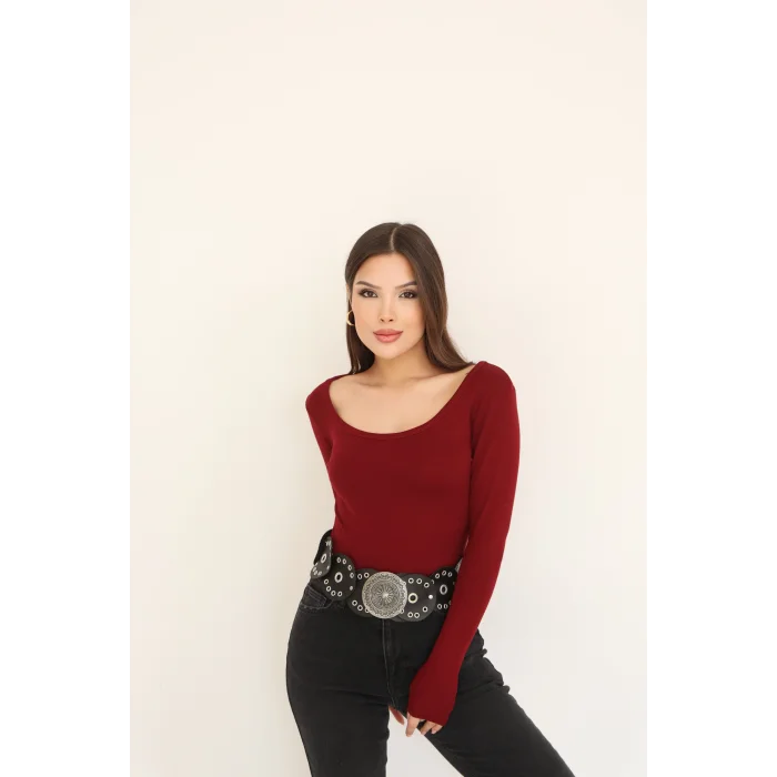 KARE YAKA UZUN KOLLU BLUZ - KIRMIZI