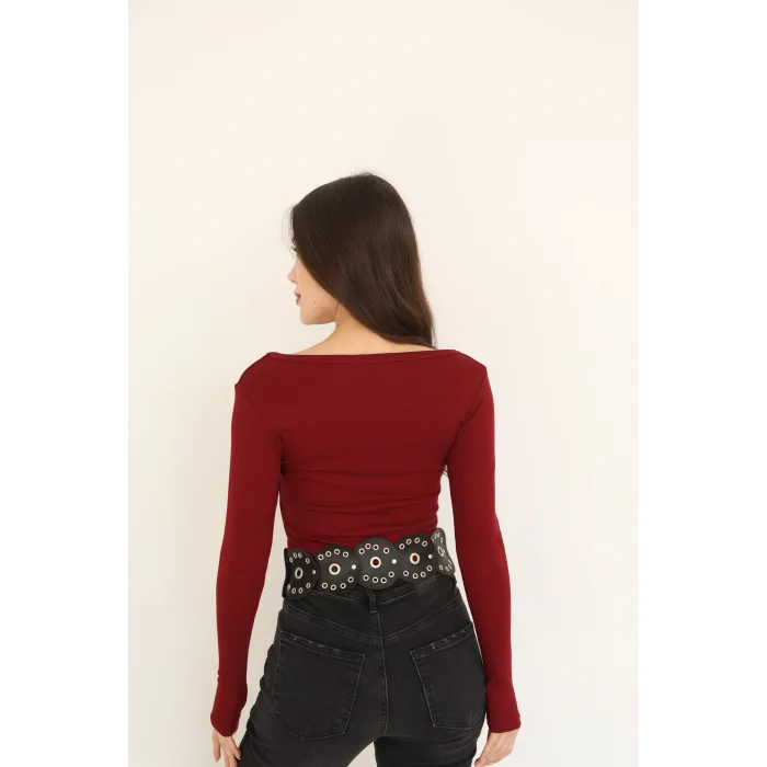 KARE YAKA UZUN KOLLU BLUZ - KIRMIZI