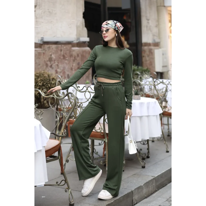 Kadın Üst Crop Altı Çımalı Detaylı Eşofman Takımı