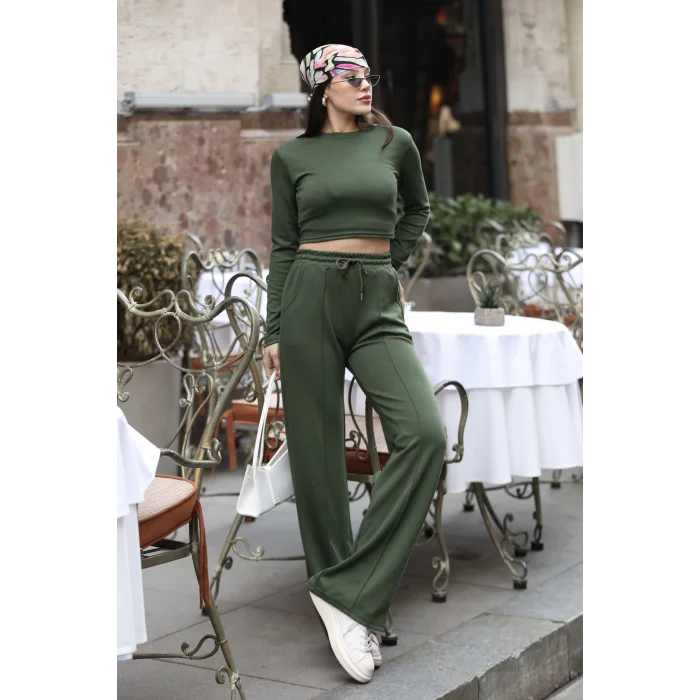 Kadın Üst Crop Altı Çımalı Detaylı Eşofman Takımı