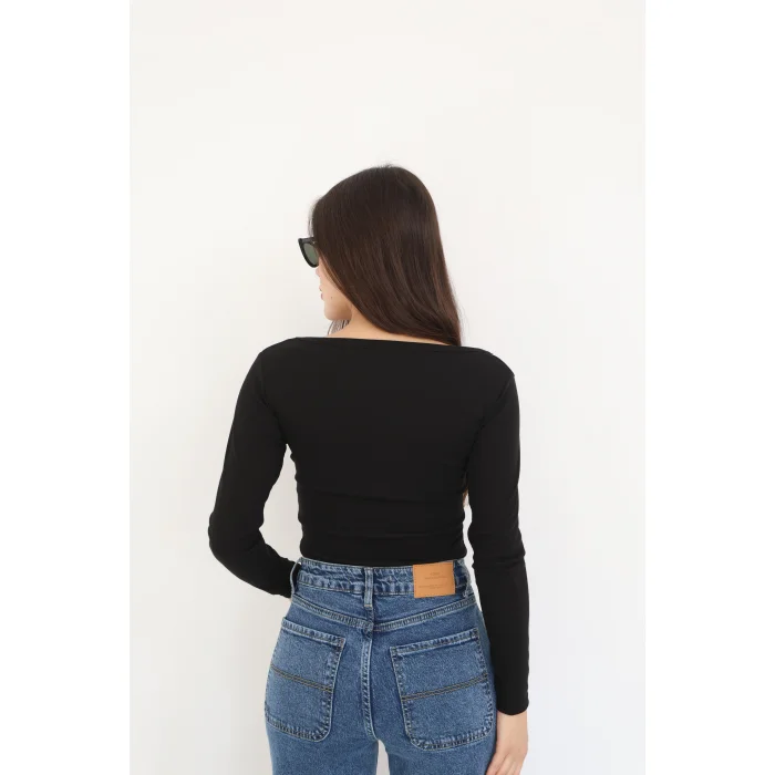 KARE YAKA UZUN KOLLU BLUZ - SİYAH