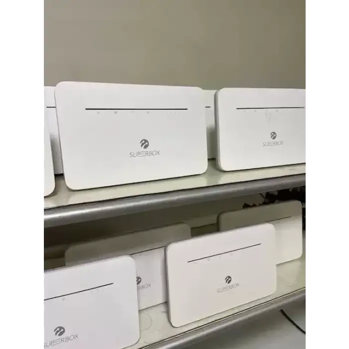 SUPERBOX Huawei B 535-232 300 Mbps 4.5G Cat 9. LTE Modem 2.EL