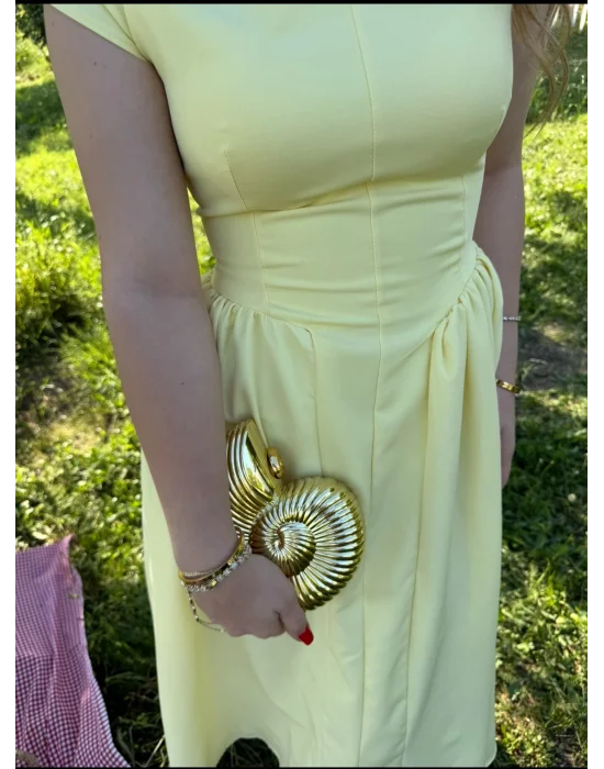 Belden Oturtmalı Sırt Detaylı Midi Boy Elbise Sarı