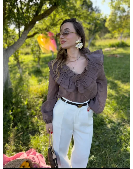 Fırfır Detaylı Gömlek Kahve