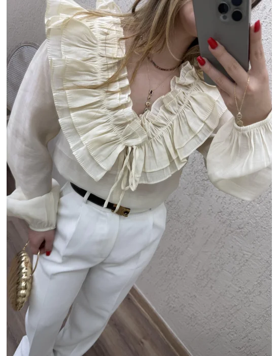 Fırfır Detaylı Gömlek Krem