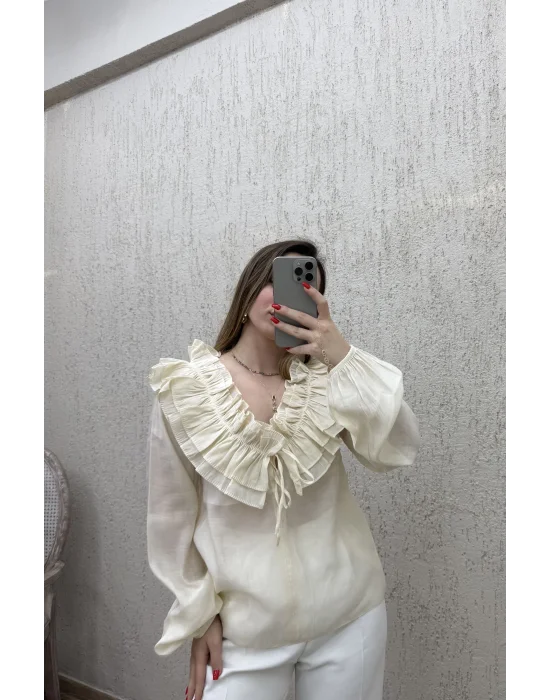 Fırfır Detaylı Gömlek Krem