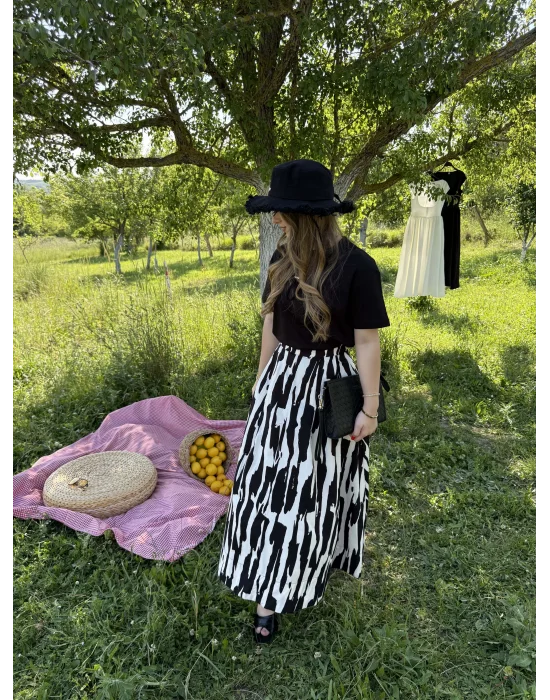 Salaş Kesim ZR Model Etek Siyah/Beyaz