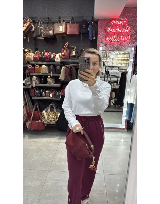 Yanı şeritli eşortman altı