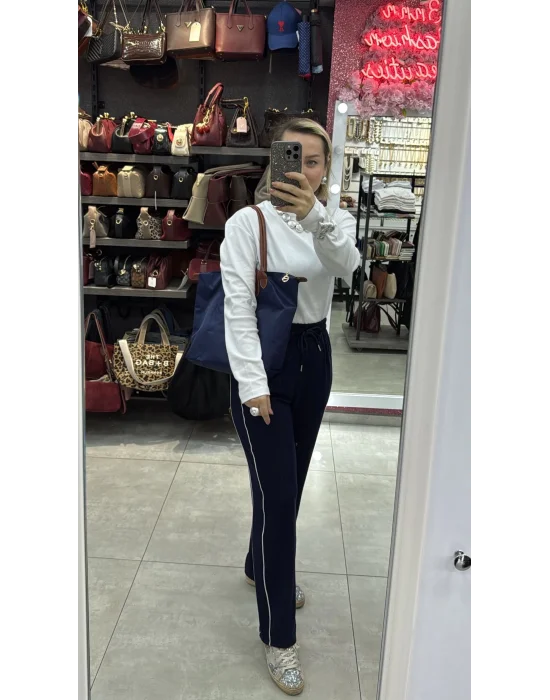 Yanı şeritli eşortman altı