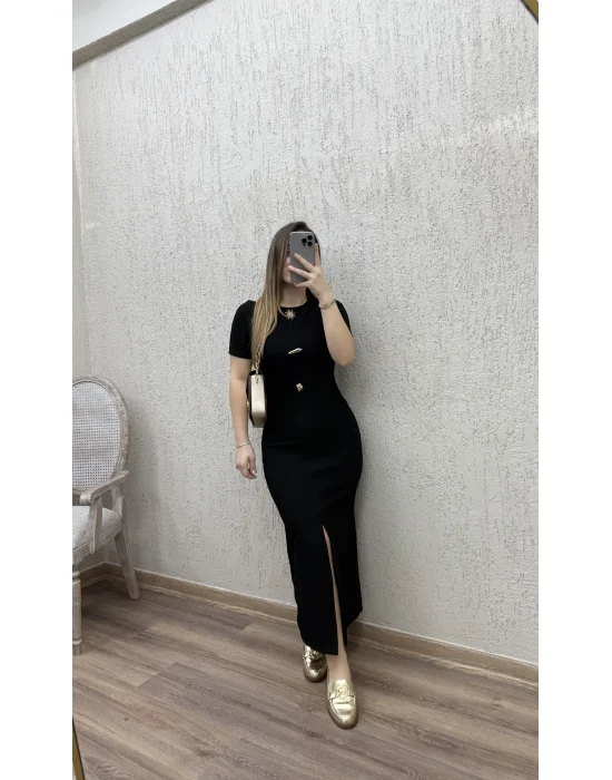 Gold aksesuarlı elbise