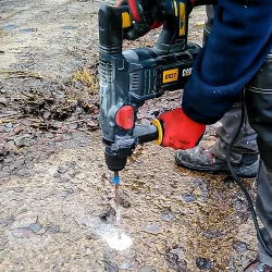 CAT DX27SET 1500Watt 5.0J 32MM Profesyonel SDS-Plus Kırıcı/Delici + DA03903 3 Parça Kırıcı Uç Seti